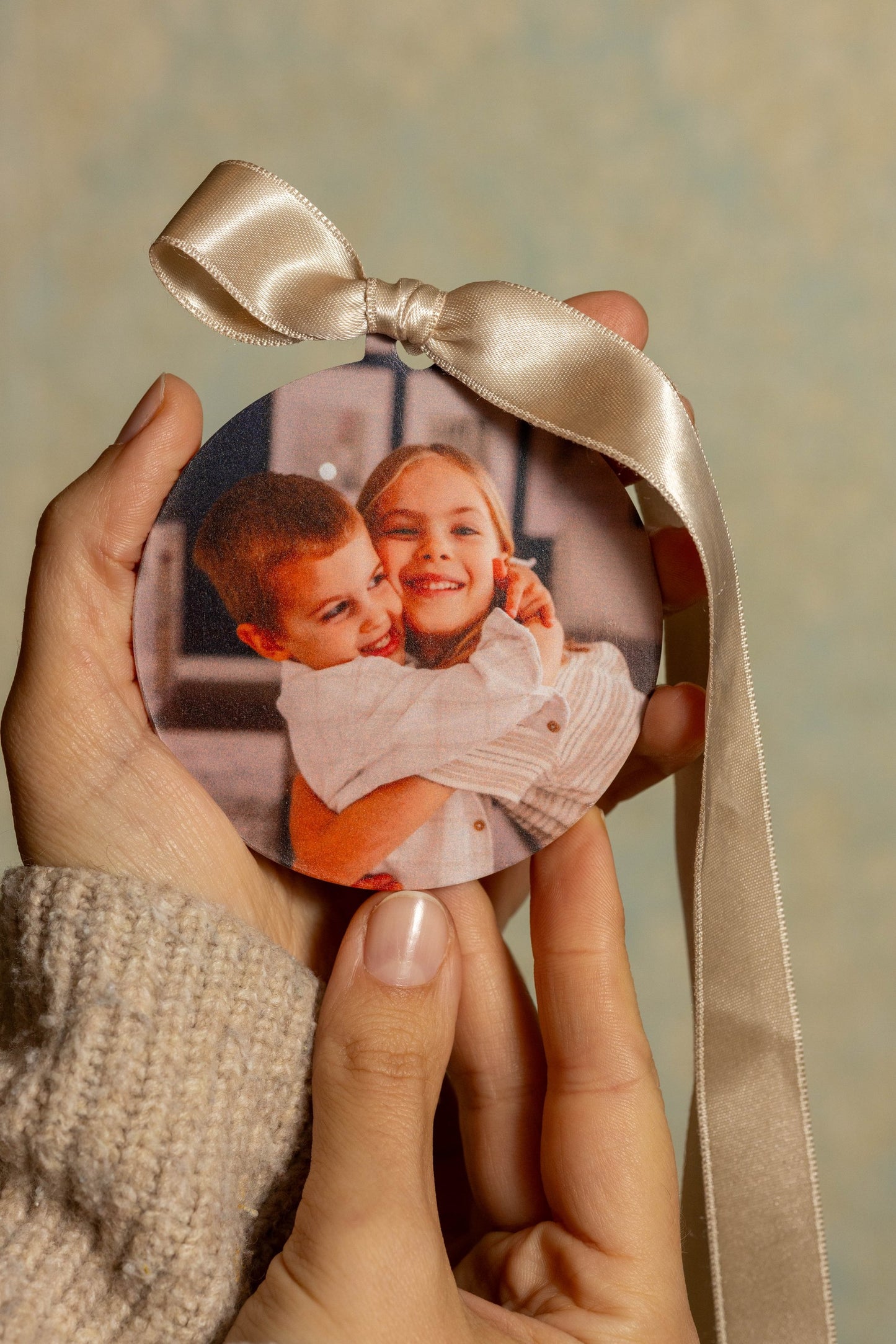 Noel | foto personalizovani handmade ukras od gipsa