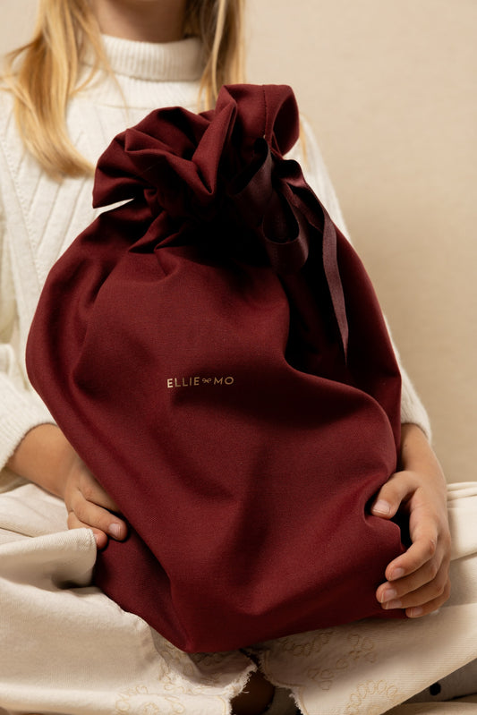 Twinkle Bordeaux Bag | kutija sa šoljicama, lux notes i personalizovani ukras