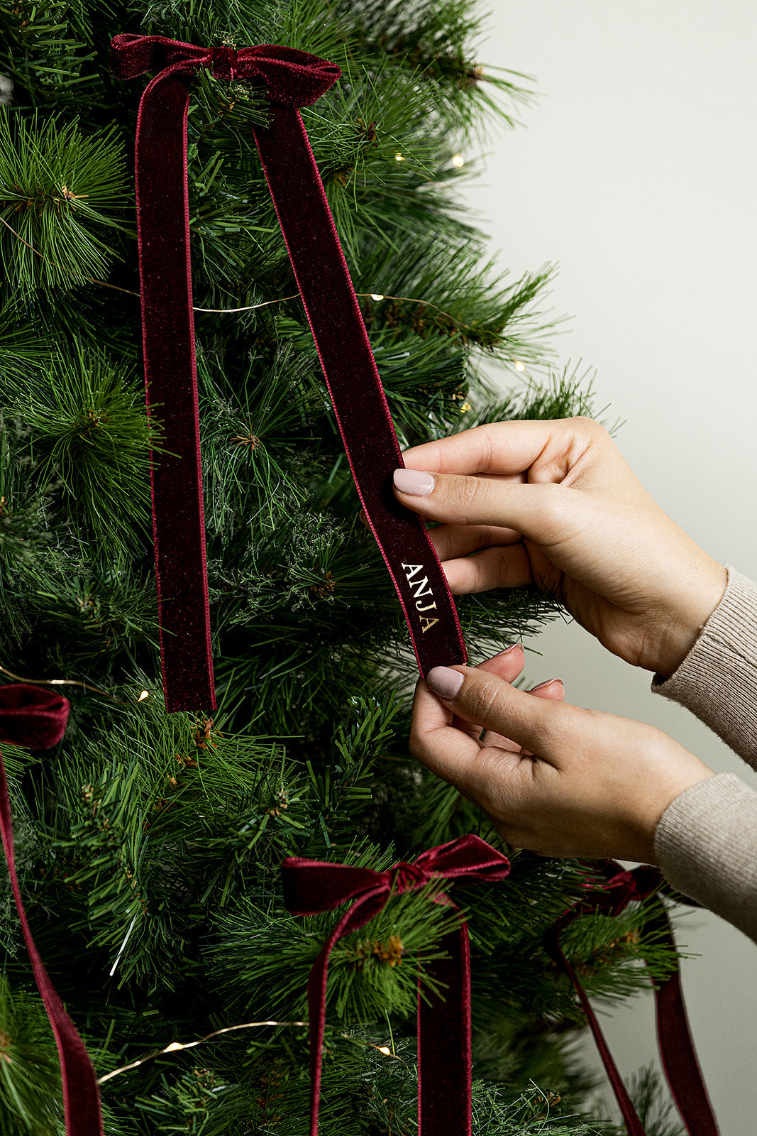 Pliš mašna za jelku ili sto Noel | više boja