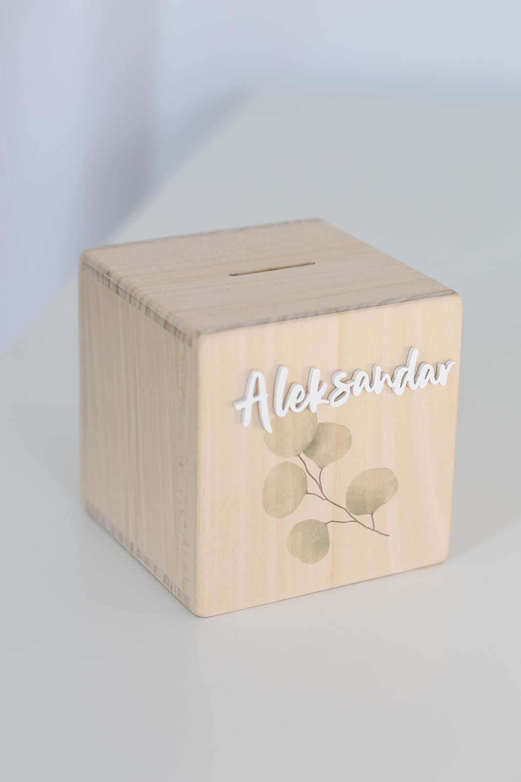 Personalizovana kasica od punog drveta | Piggy Cube