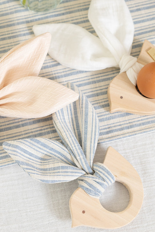 Držač za jaje ptičica Bloom | drveni - više dezena