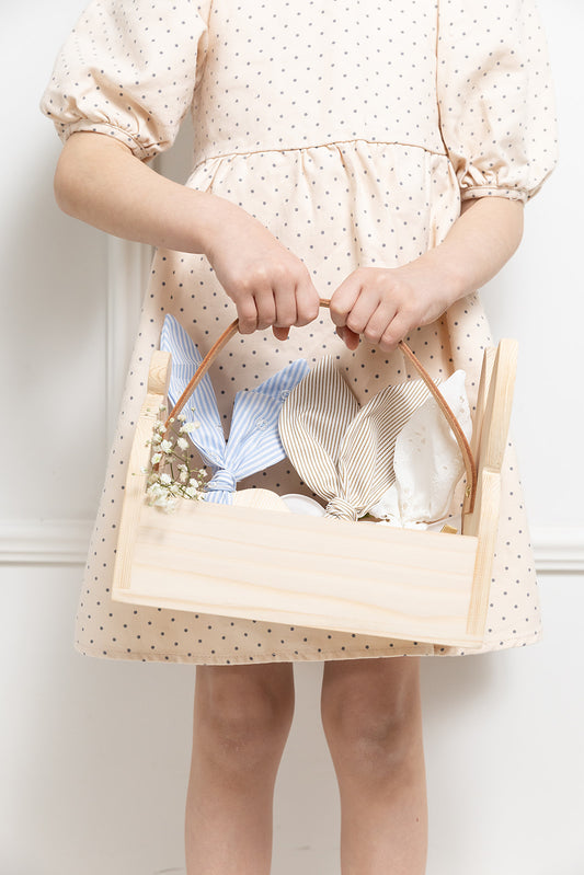 Personalizovana korpica Bunny od punog drveta