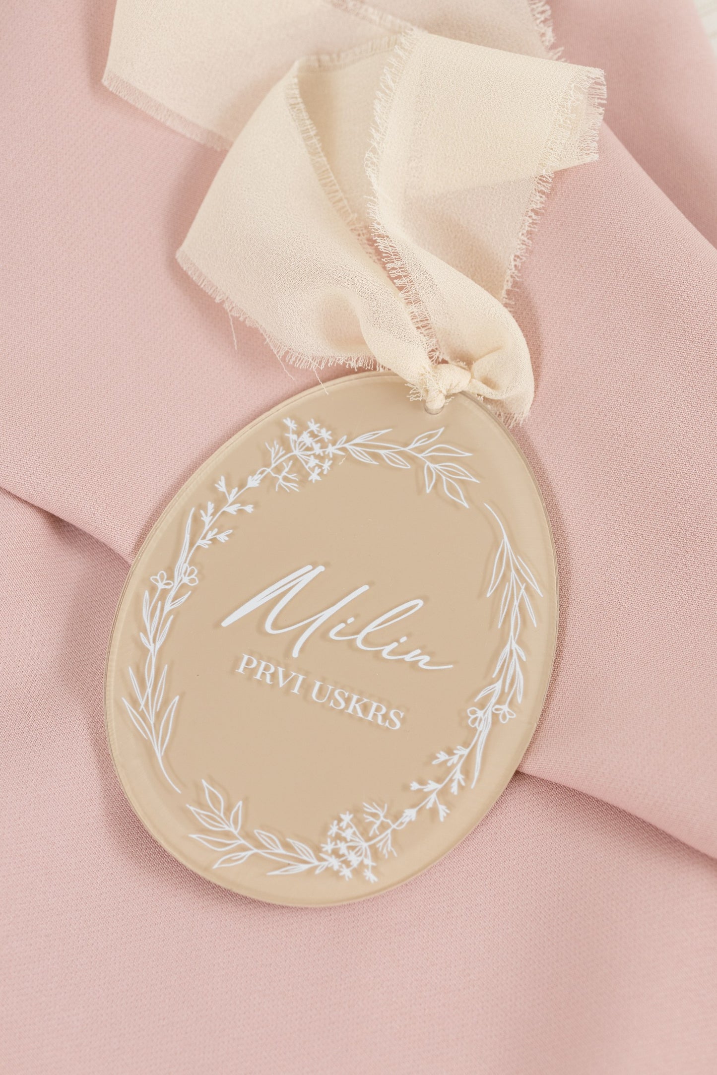 Personalizovano jaje Nude