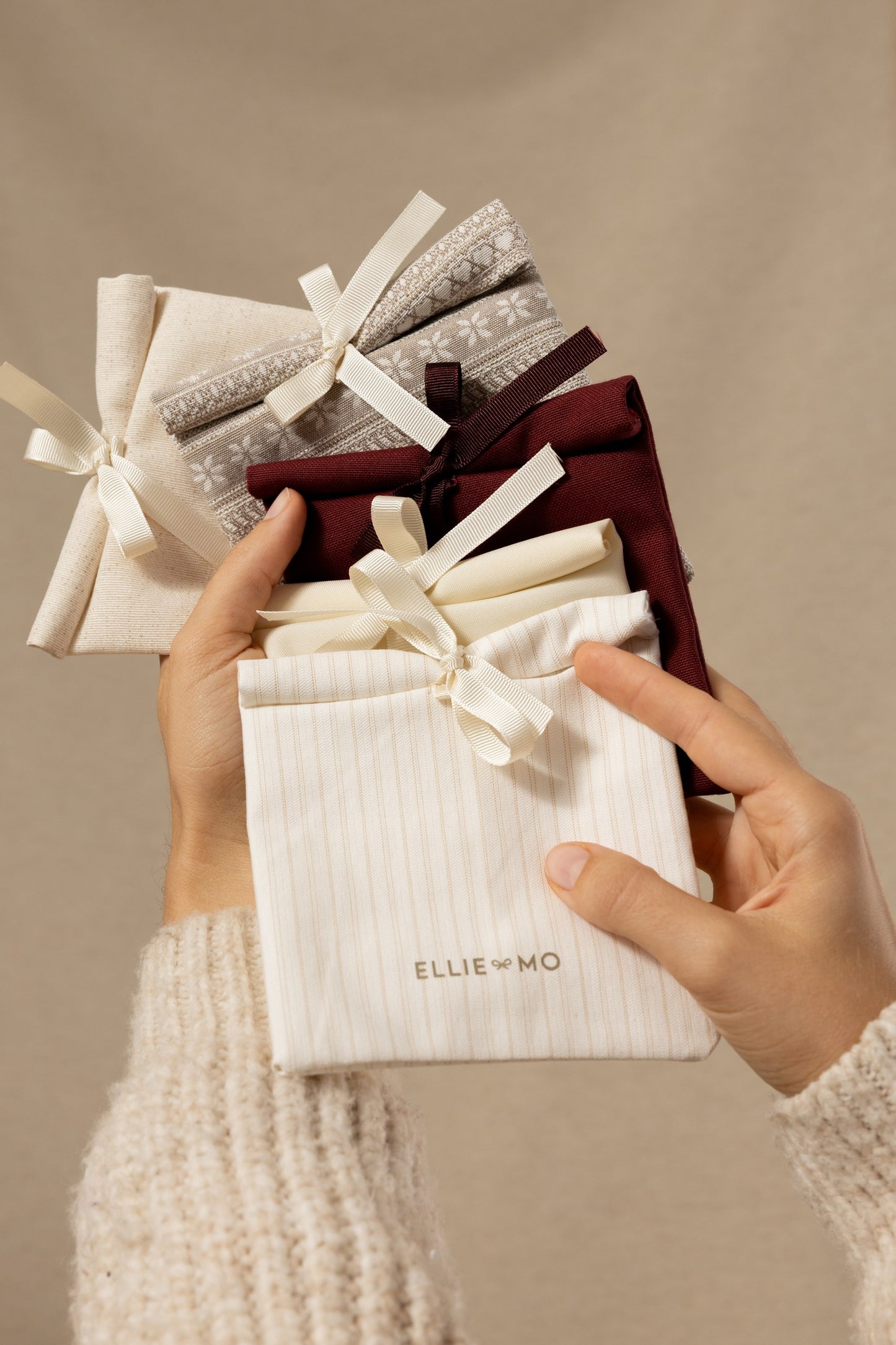 Ellie torbica za pakovanje ukrasa  |  opcije sa 1 / 2 / 4 džepića