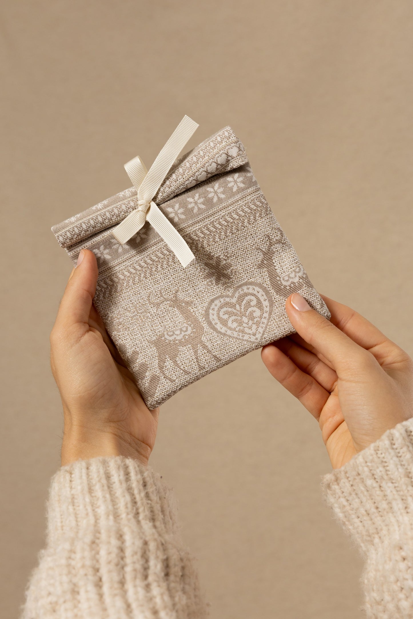 Ellie torbica za pakovanje ukrasa  |  opcije sa 1 / 2 / 4 džepića